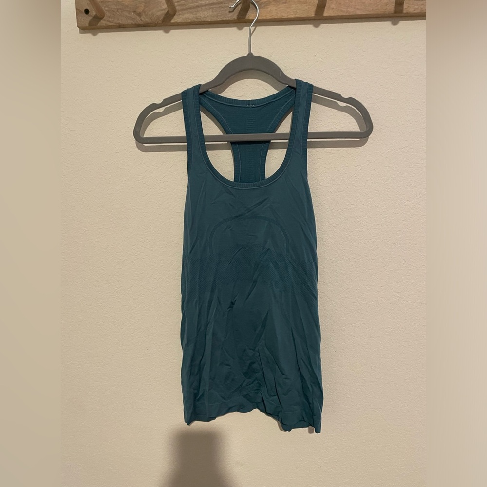 Lululemon Tank